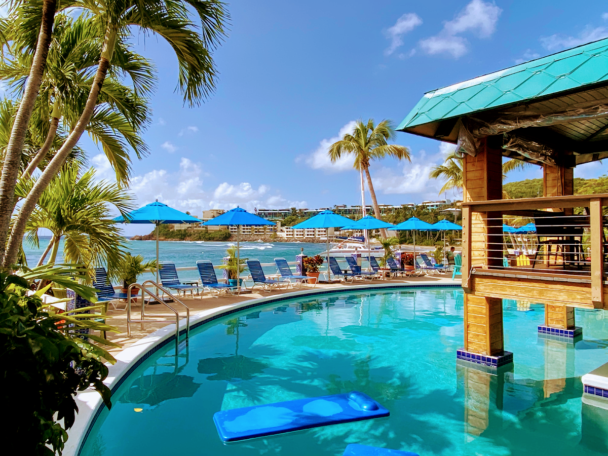 Bolongo Bay Beach Resort - Photo 1