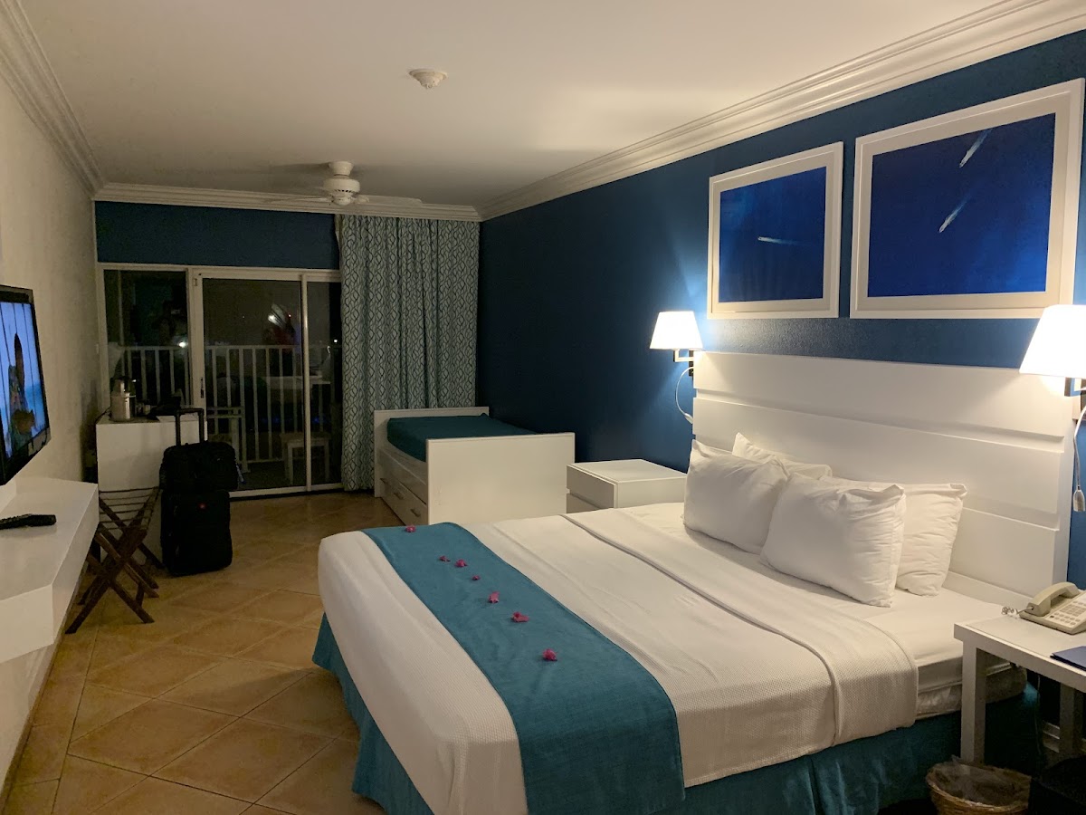 Coconut Bay Beach Resort & Spa - Photo 2