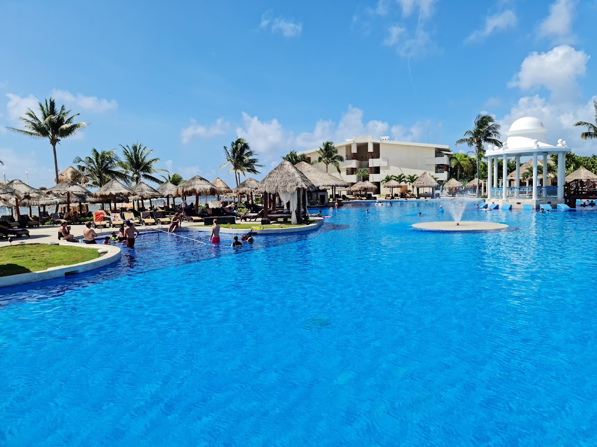 Dreams Sapphire Resort & Spa - Photo 3