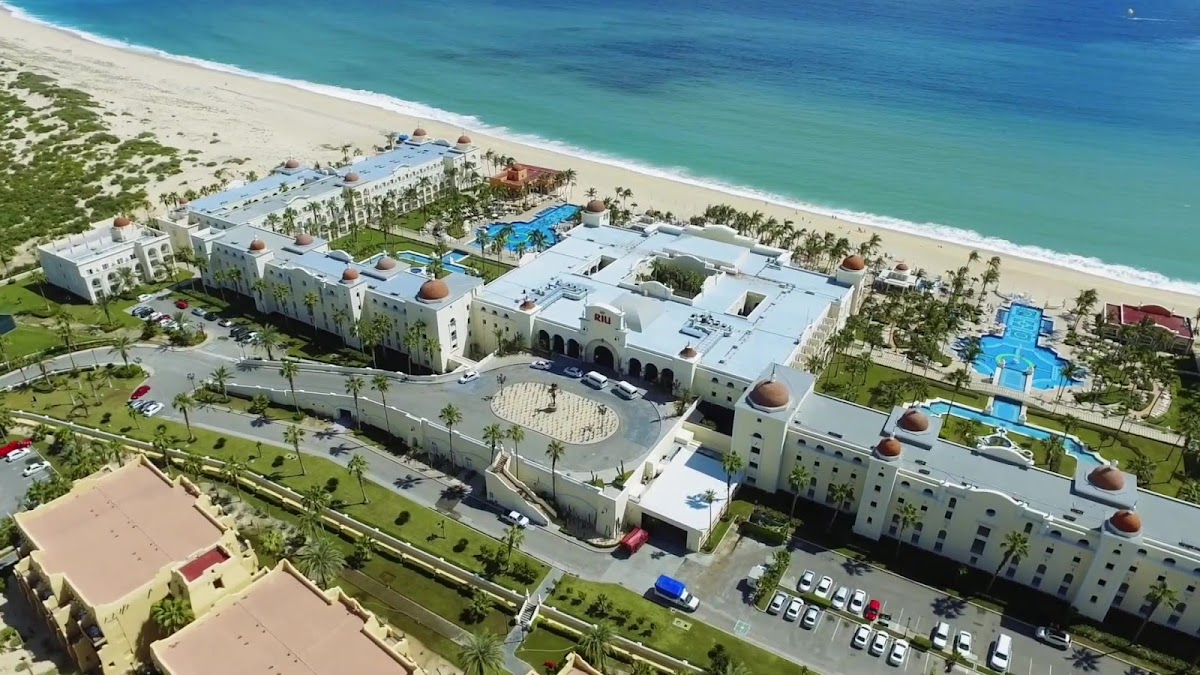 Hotel Riu Palace Cabo San Lucas - Photo 1