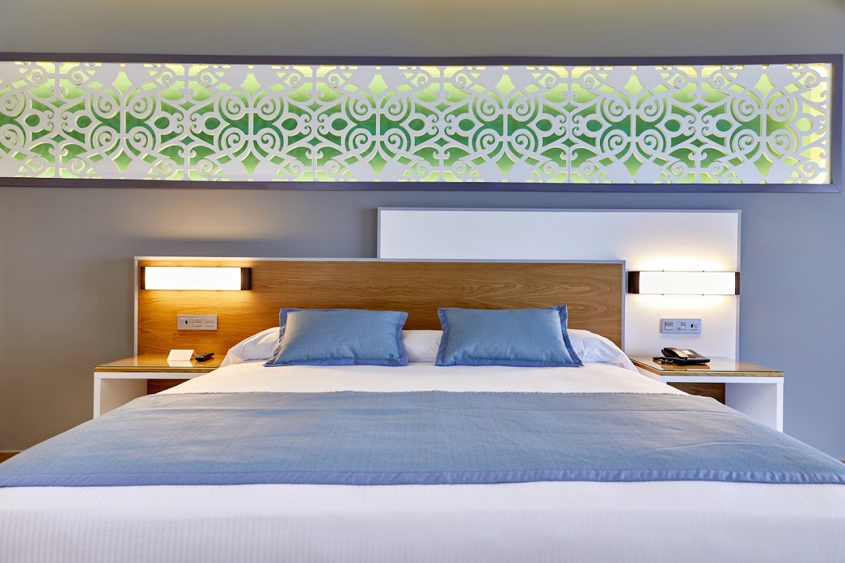 Hotel Riu Palace Costa Mujeres - Photo 2