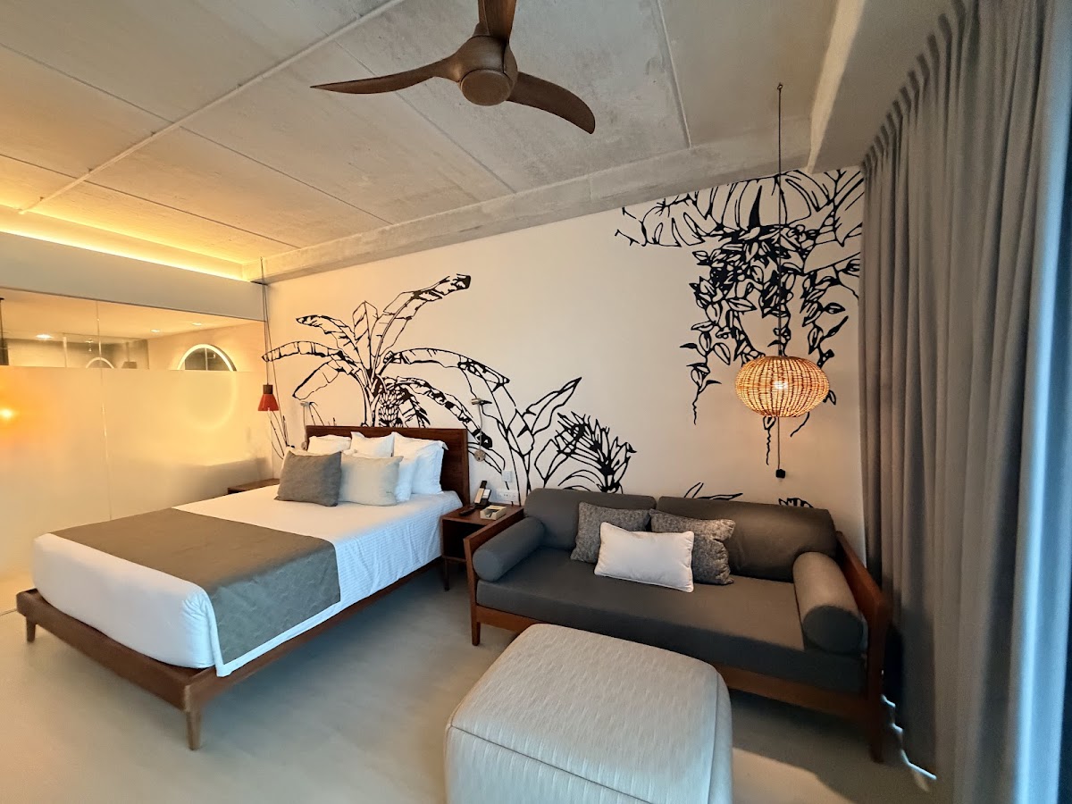 Hyatt Vivid Grand Island - Photo 2