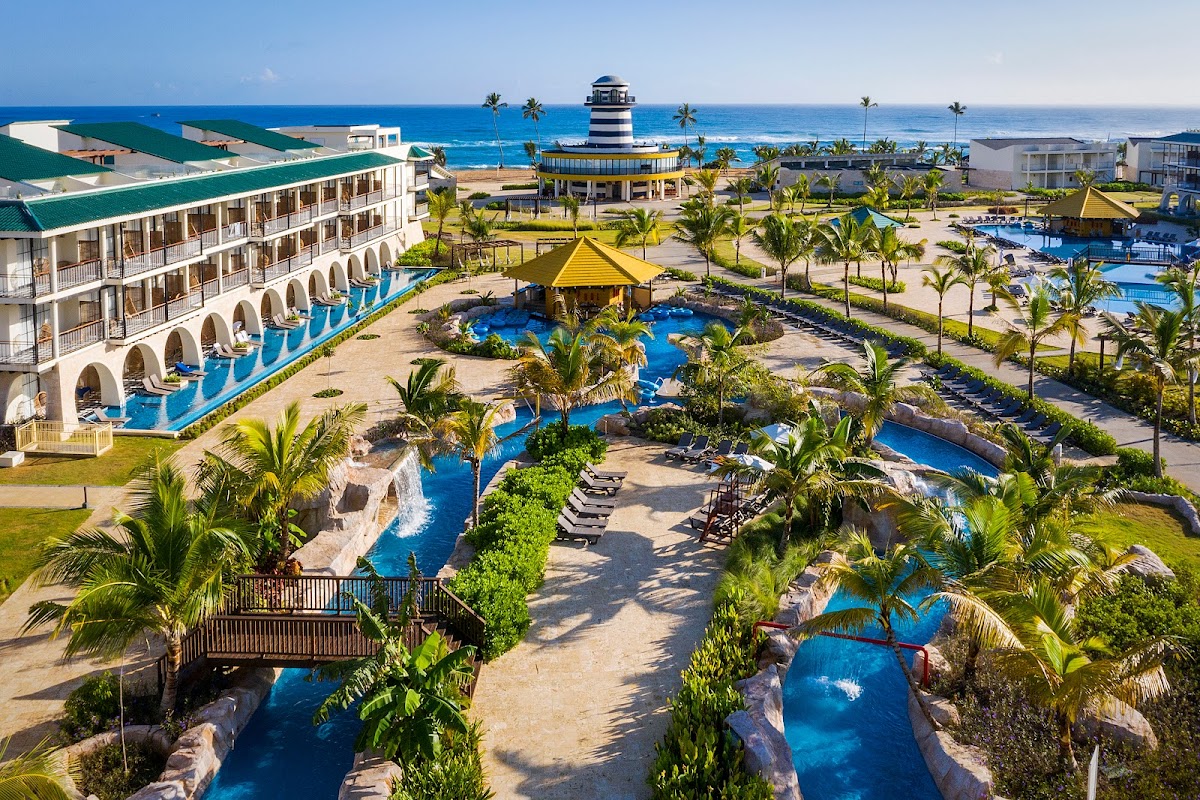 Ocean El Faro Resort - Photo 1