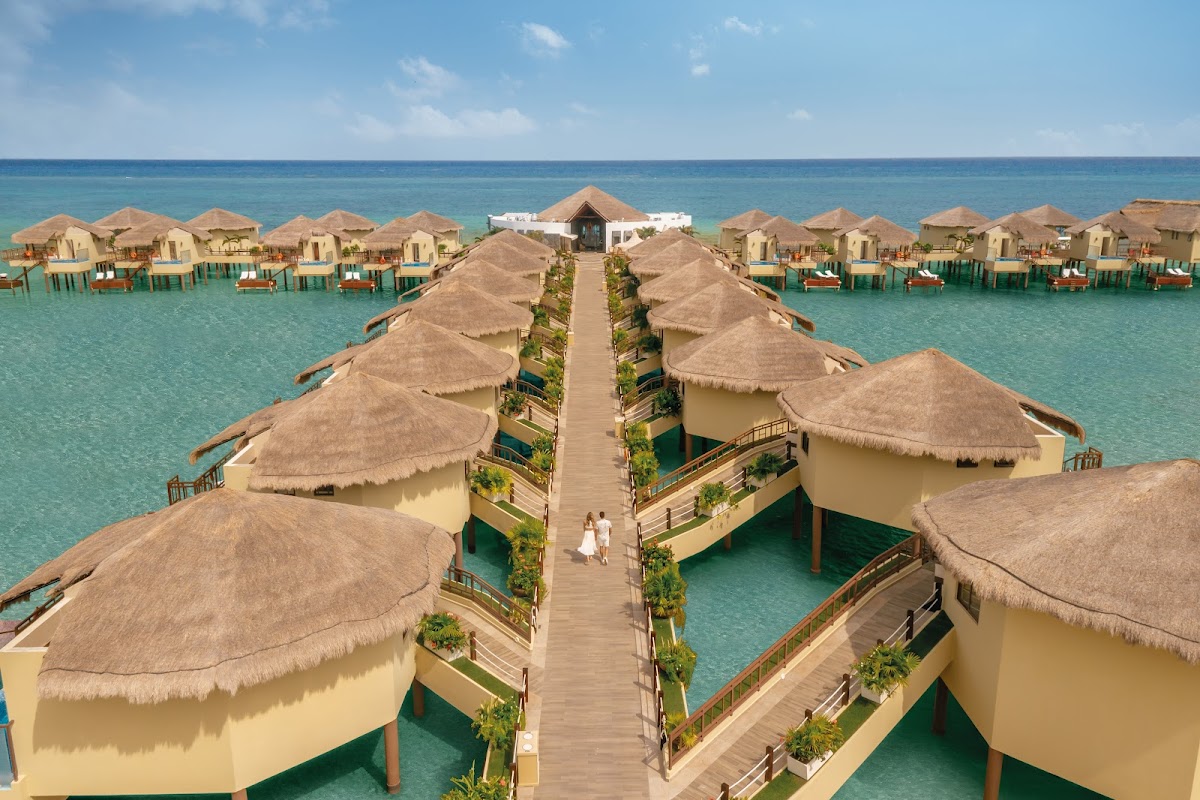 Palafitos Overwater Bungalows - Photo 1