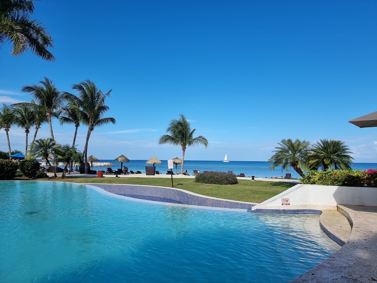 Secrets St. James Montego Bay - Photo 3