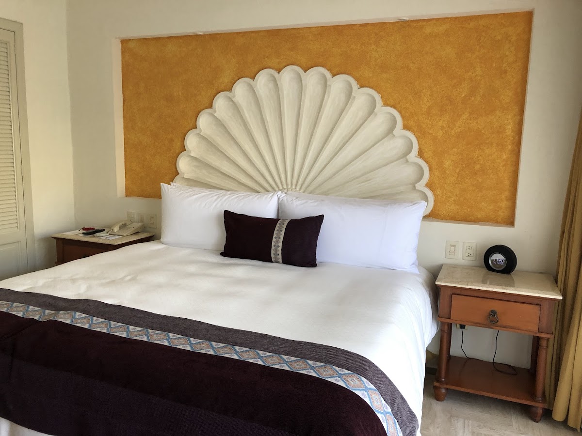 Velas Vallarta Suites Resort - Photo 2